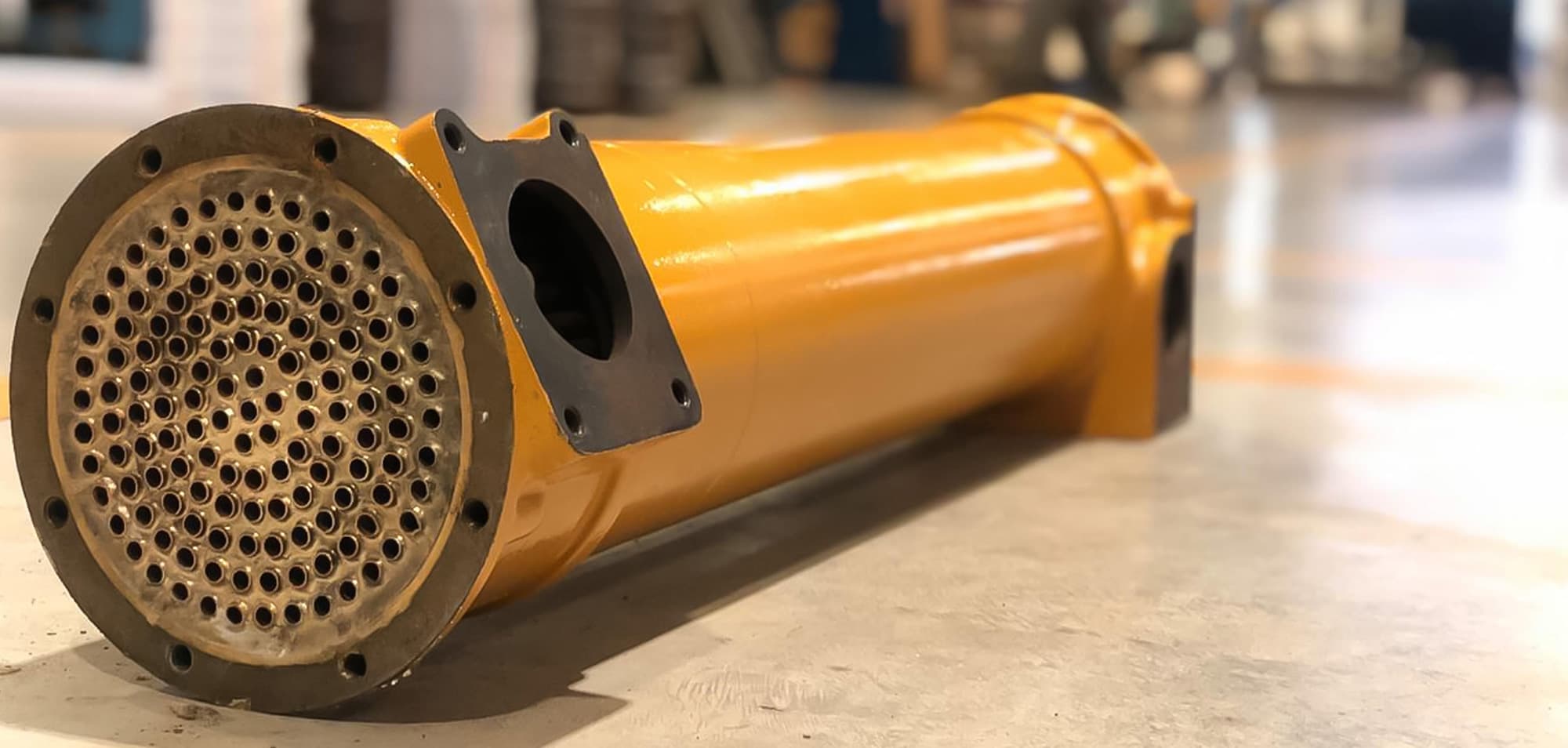 Reparación Especializada de Enfriadores Casco y Tubo con Núcleo de Precisión